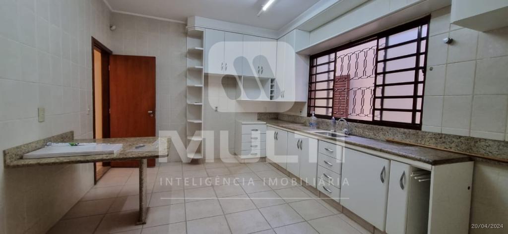 Casa, 3 quartos, 226 m² - Foto 11