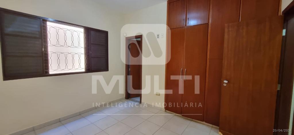 Casa, 3 quartos, 226 m² - Foto 26