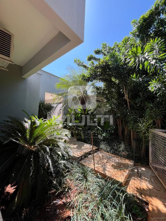 Casa à venda com 4 quartos, 377m² - Foto 28