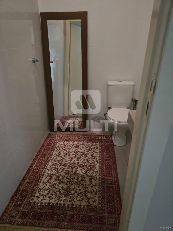 Casa à venda com 4 quartos, 377m² - Foto 30