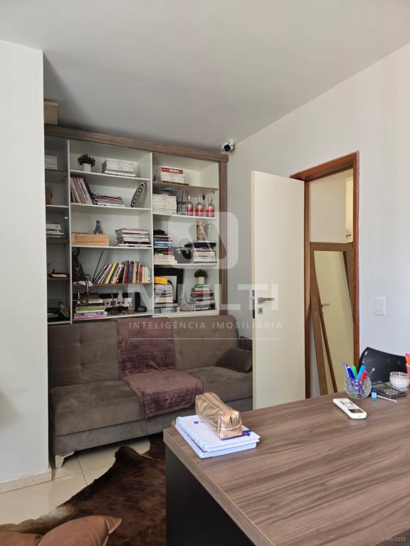 Casa à venda com 4 quartos, 377m² - Foto 36