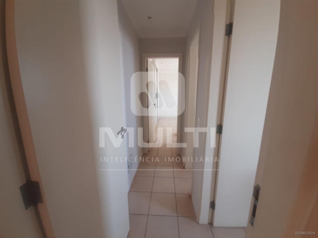 Apartamento à venda com 2 quartos, 84m² - Foto 4