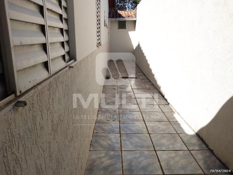 Casa à venda com 3 quartos, 135m² - Foto 10