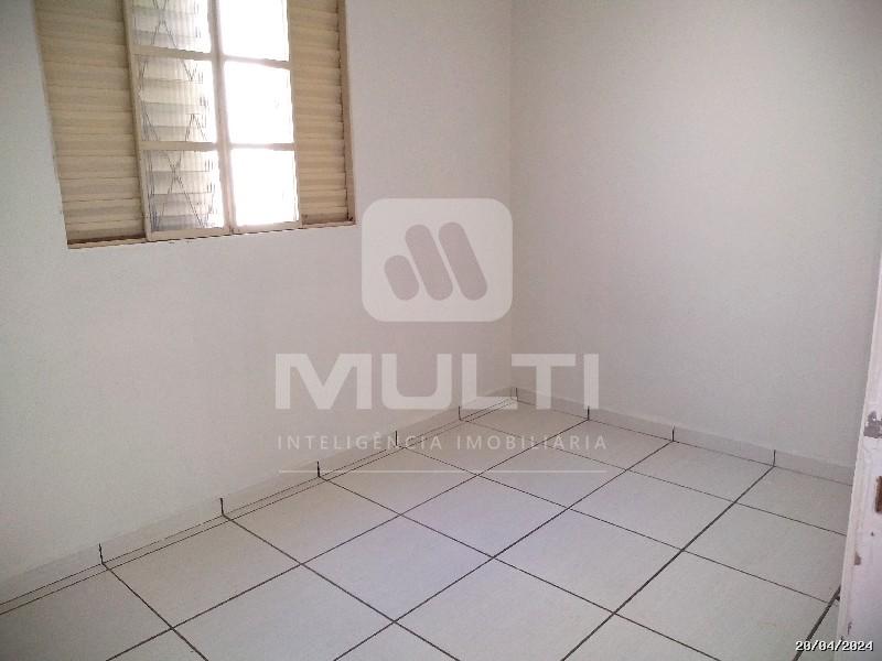 Casa à venda com 3 quartos, 135m² - Foto 13
