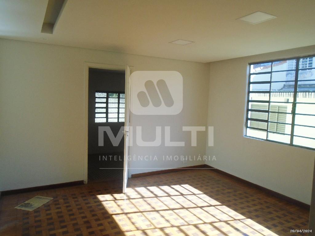 Casa, 3 quartos, 225 m² - Foto 1