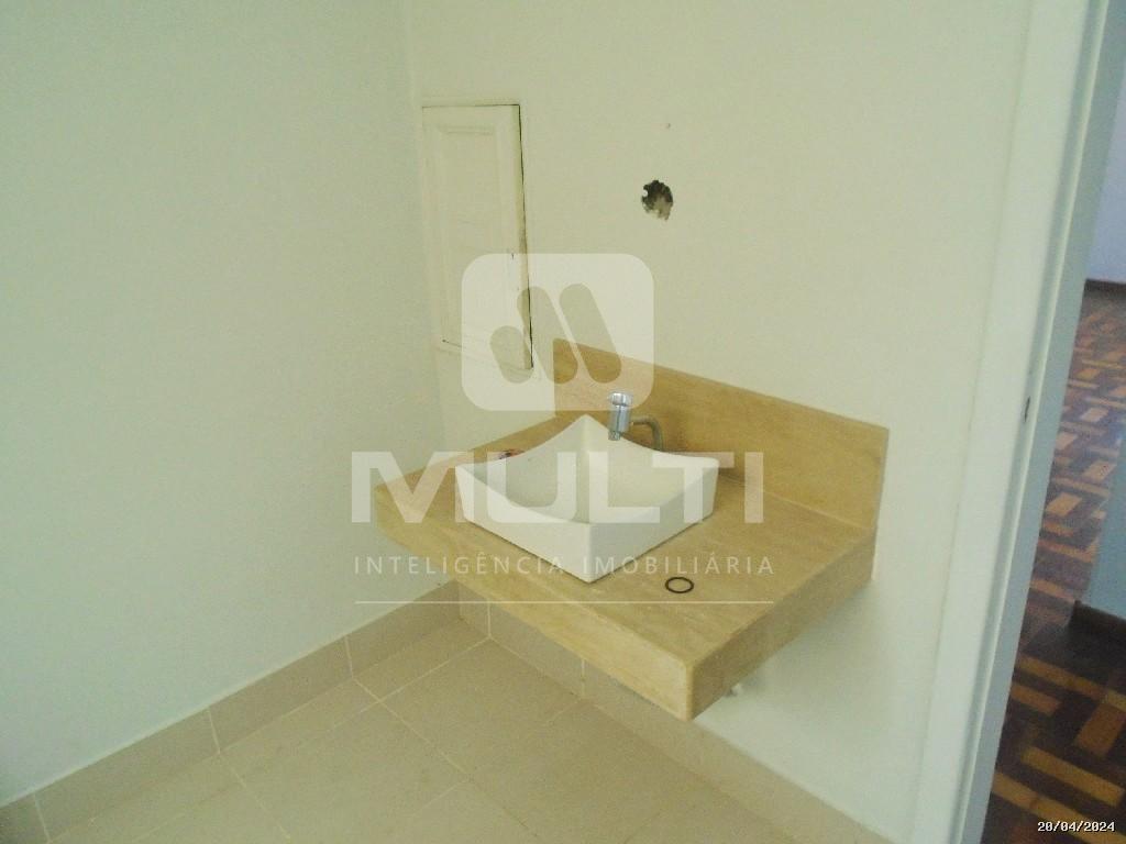 Casa, 3 quartos, 225 m² - Foto 24