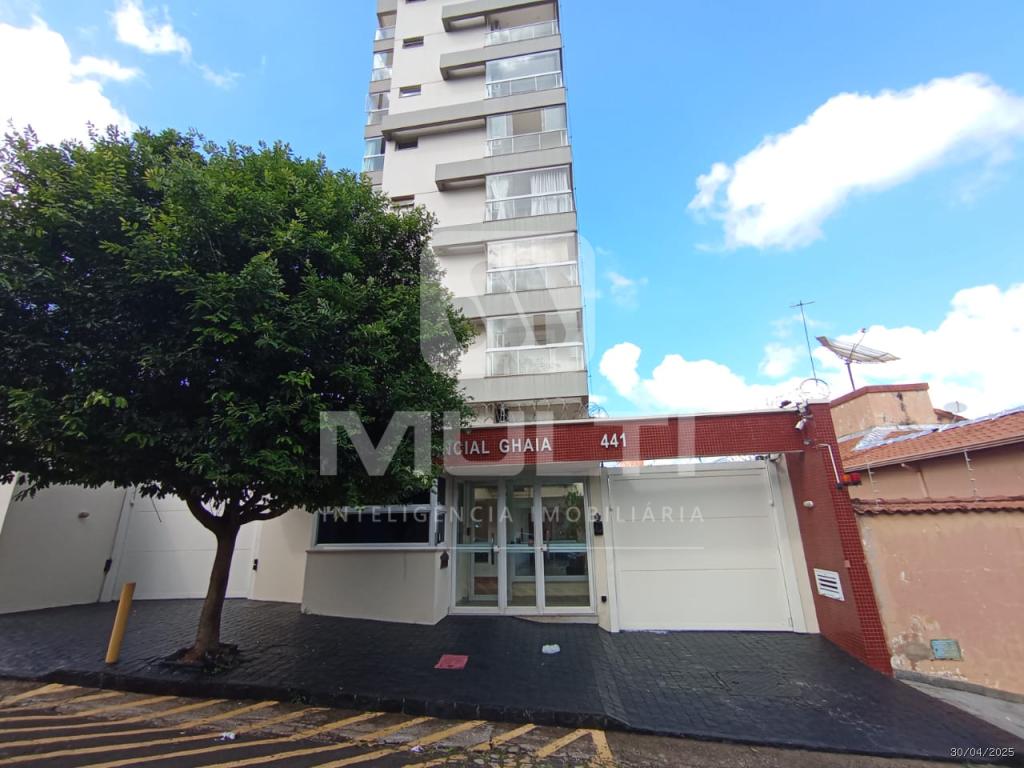 Apartamento à venda com 3 quartos, 200m² - Foto 1
