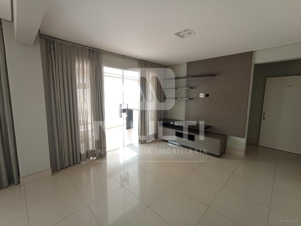 Apartamento à venda com 3 quartos, 200m² - Foto 5