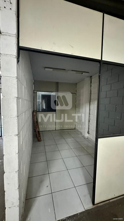 Casa à venda com 1 quarto, 1436m² - Foto 34