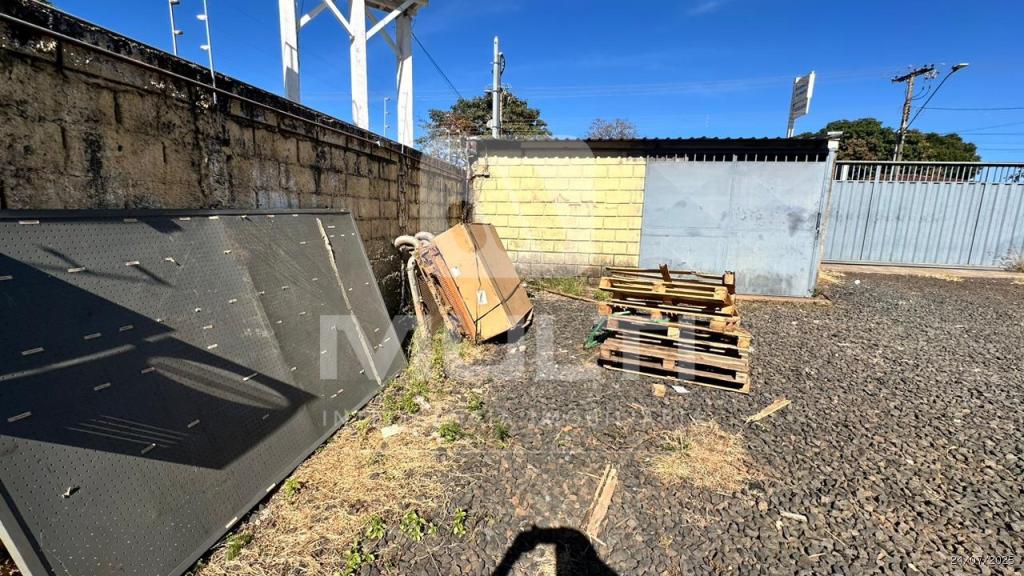 Casa à venda com 1 quarto, 1436m² - Foto 49