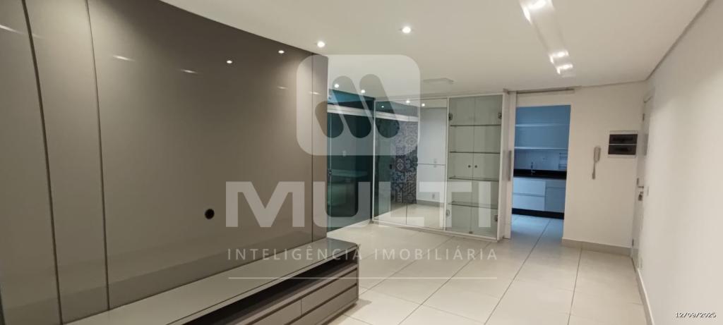 Apartamento à venda com 3 quartos, 85m² - Foto 2