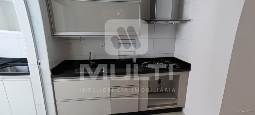 Apartamento à venda com 3 quartos, 85m² - Foto 3