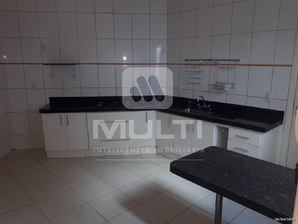 Casa, 3 quartos, 360 m² - Foto 23