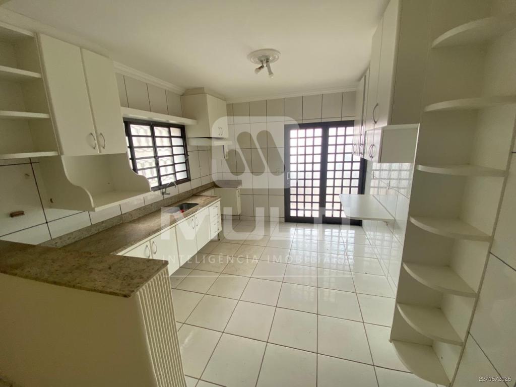 Casa, 3 quartos, 277 m² - Foto 30