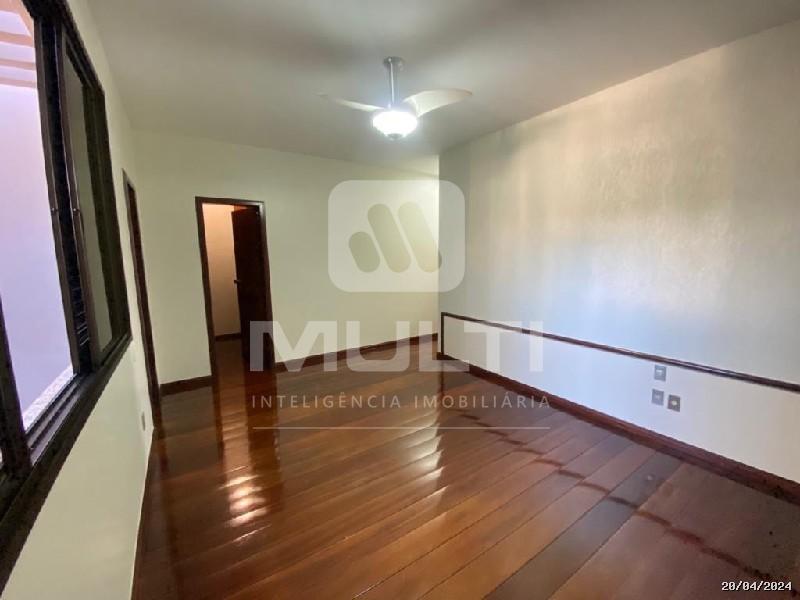 Casa, 3 quartos, 350 m² - Foto 3