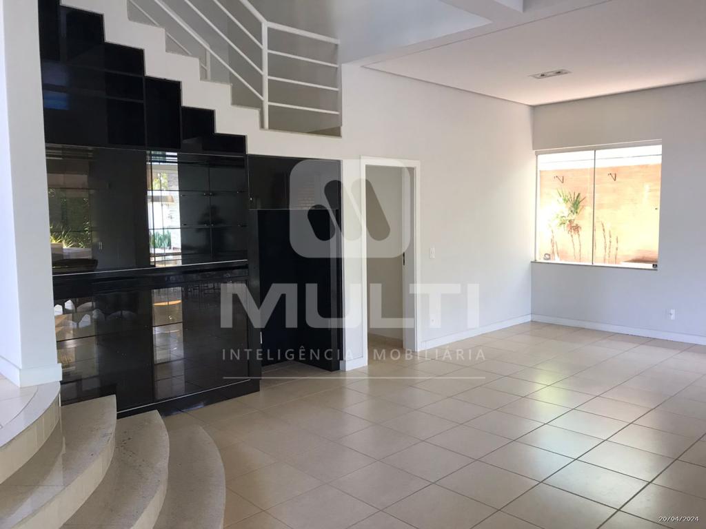 Casa de Condomínio à venda com 3 quartos, 344m² - Foto 5