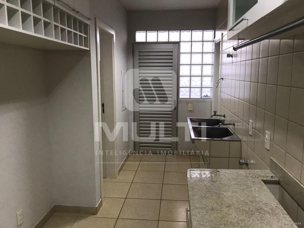 Casa de Condomínio à venda com 3 quartos, 344m² - Foto 18
