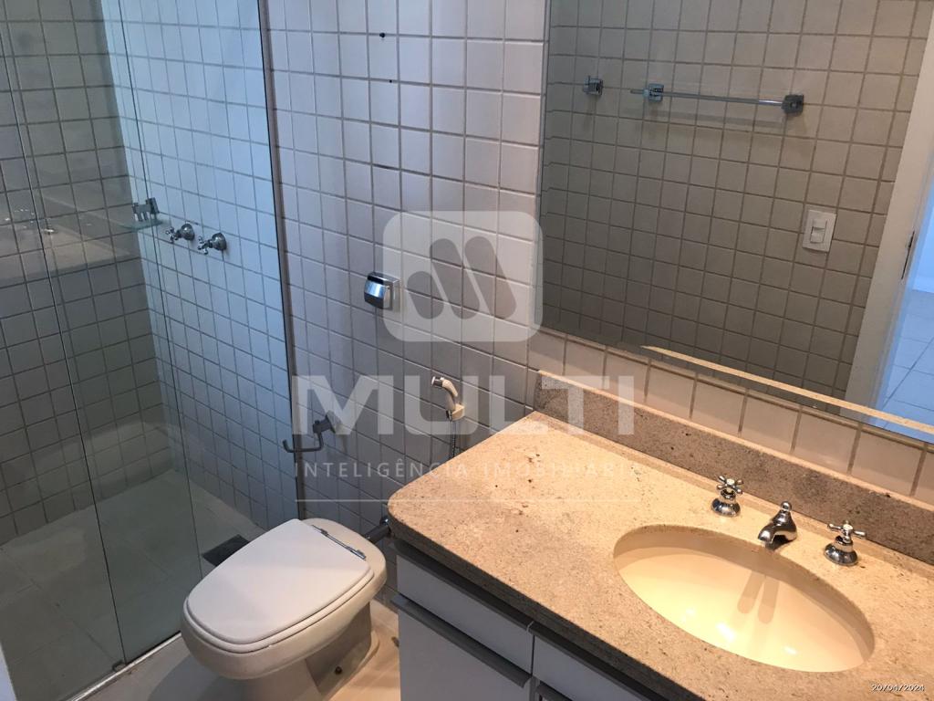 Casa de Condomínio à venda com 3 quartos, 344m² - Foto 27