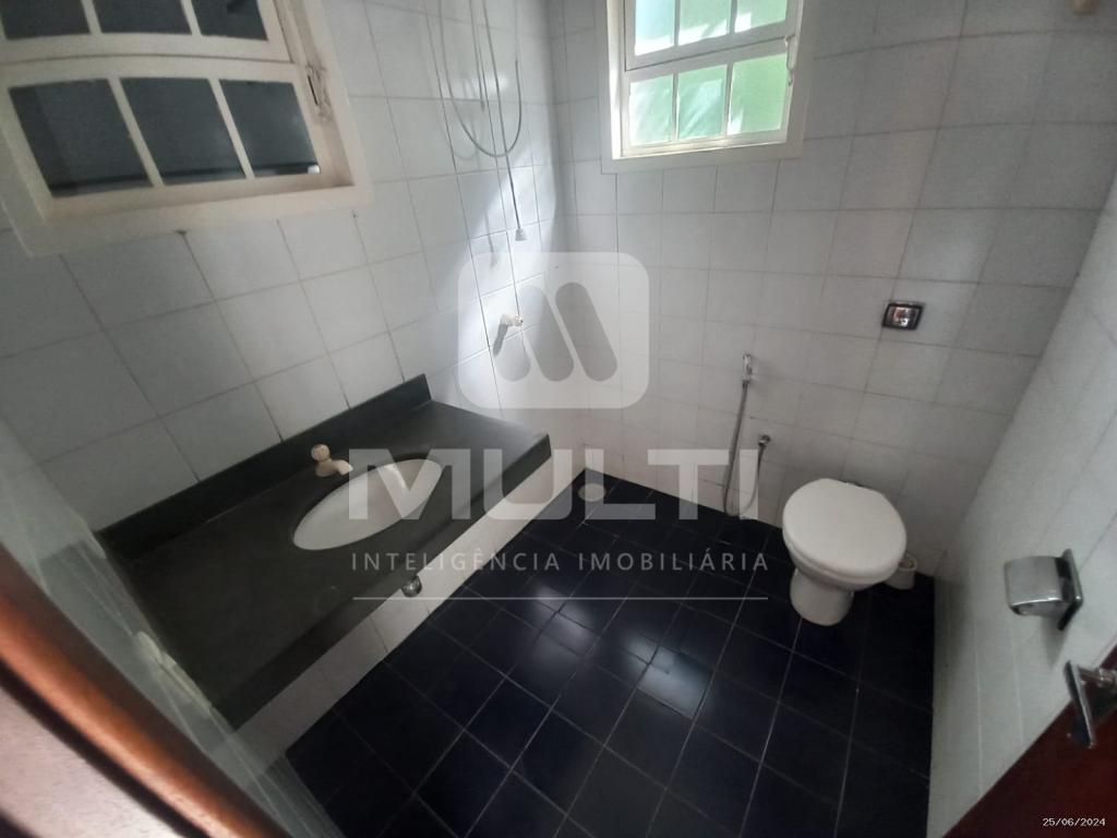 Casa, 4 quartos, 200 m² - Foto 15