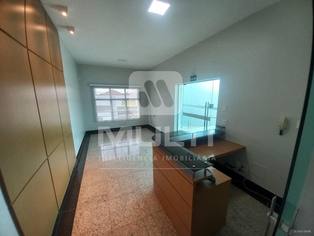 Casa, 1 quarto, 545 m² - Foto 1