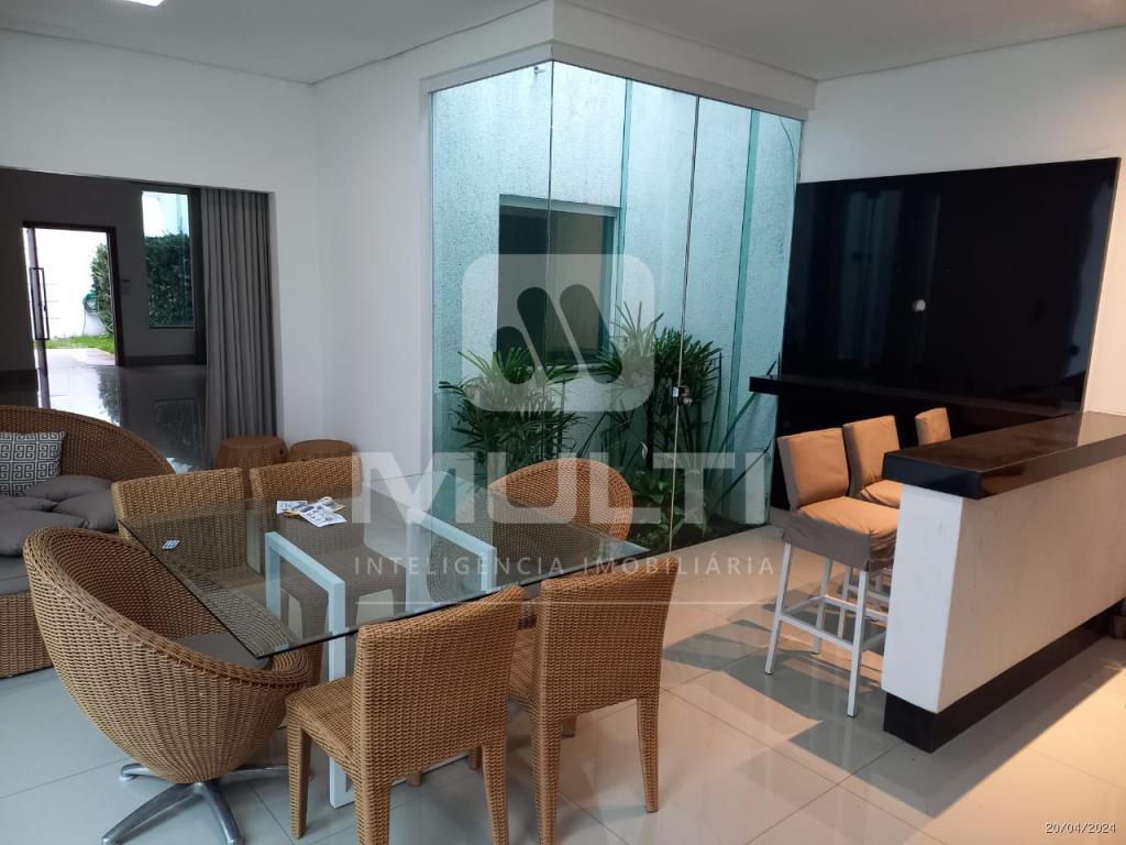 Casa, 2 quartos, 220 m² - Foto 15