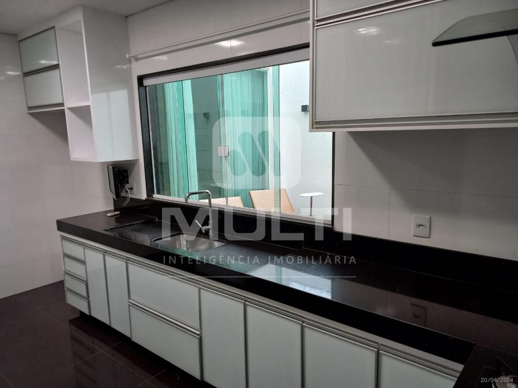 Casa, 2 quartos, 220 m² - Foto 24