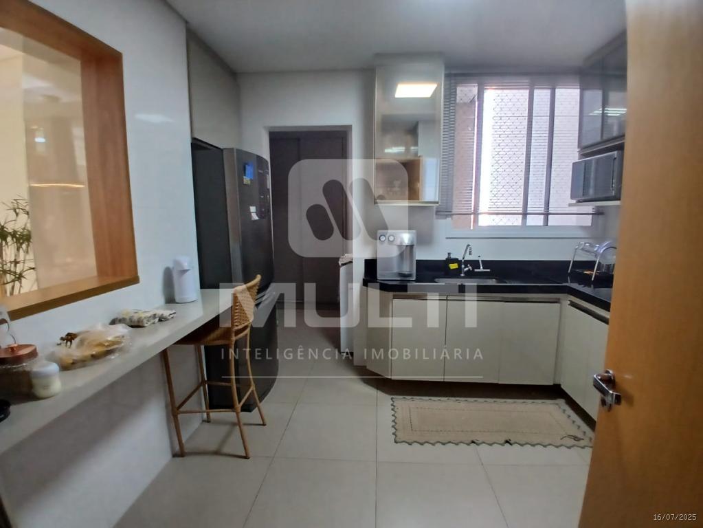 Apartamento à venda com 3 quartos, 120m² - Foto 44