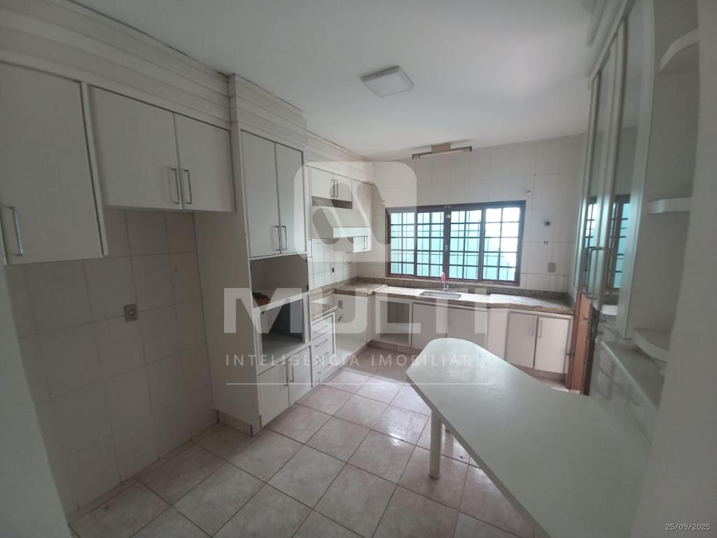 Casa, 3 quartos, 220 m² - Foto 16