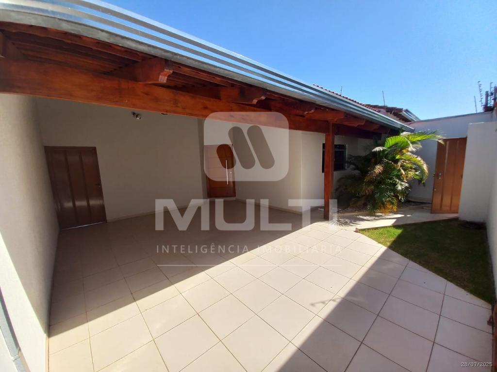 Casa, 3 quartos, 200 m² - Foto 1