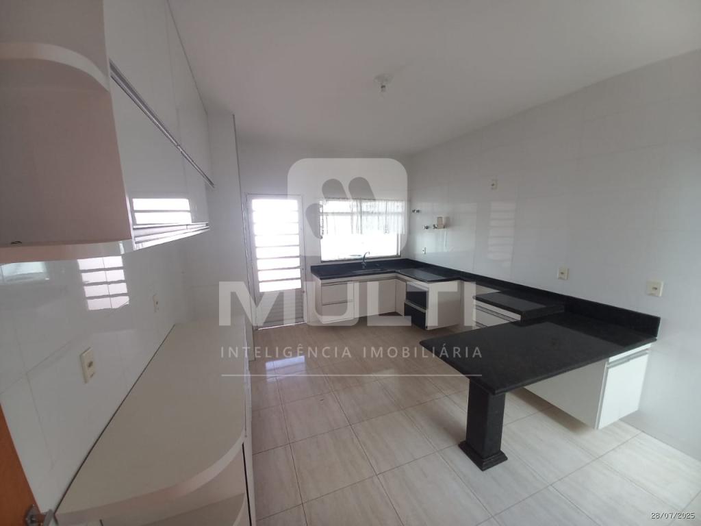 Casa, 3 quartos, 200 m² - Foto 18