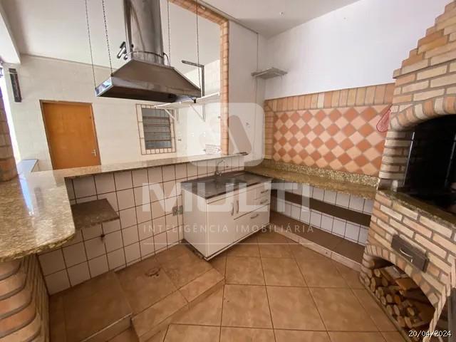 Casa, 3 quartos, 234 m² - Foto 6