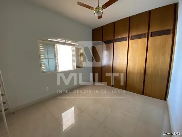 Casa, 3 quartos, 234 m² - Foto 13
