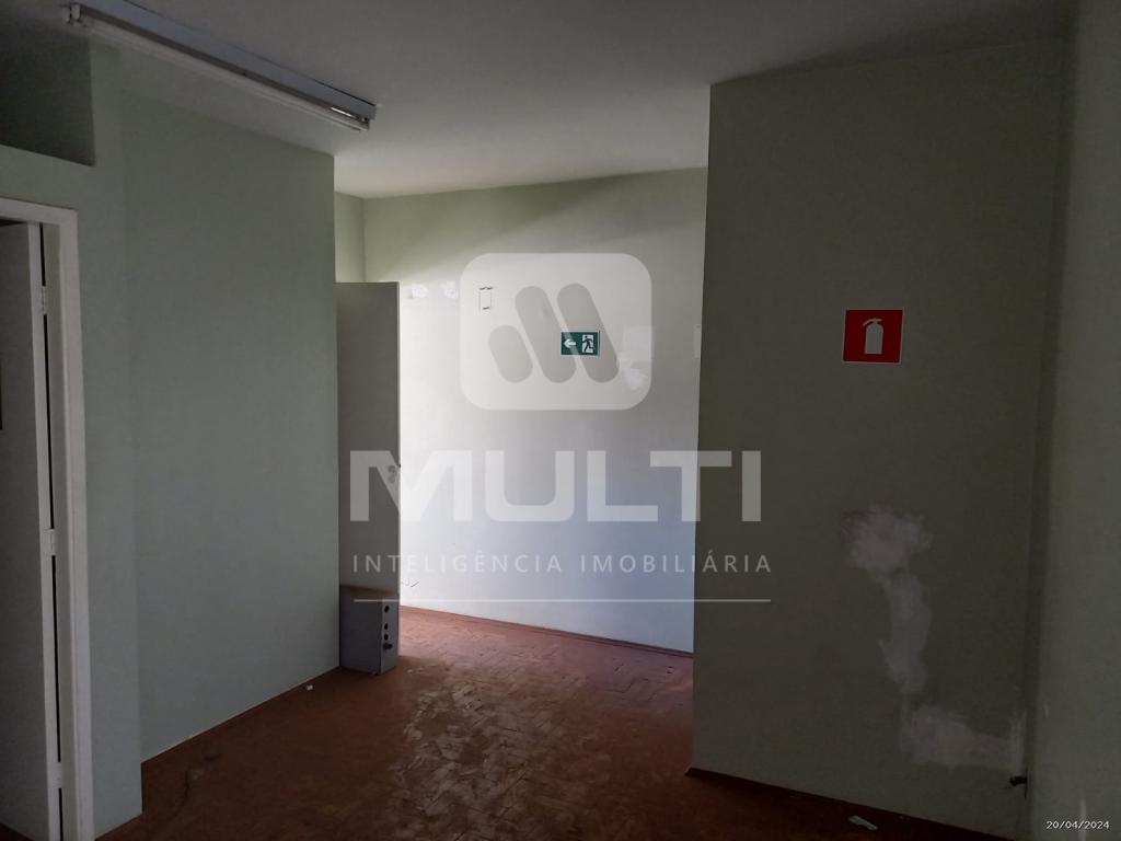 Conjunto Comercial-Sala à venda com 1 quarto, 200m² - Foto 7