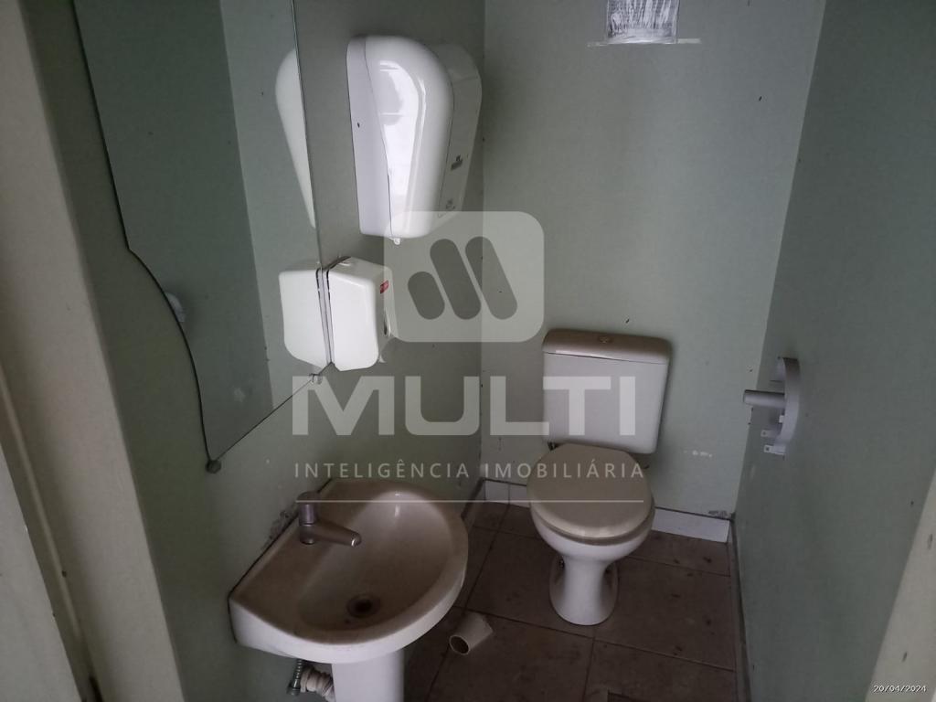 Conjunto Comercial-Sala à venda com 1 quarto, 200m² - Foto 19