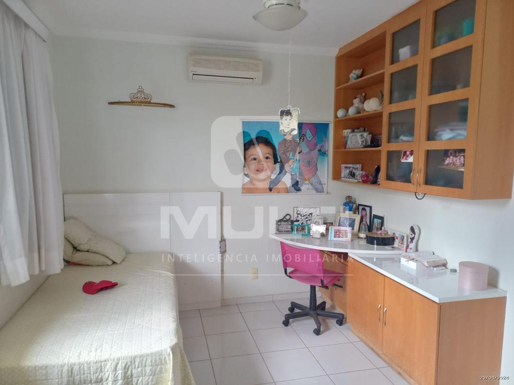 Casa, 3 quartos, 347 m² - Foto 4