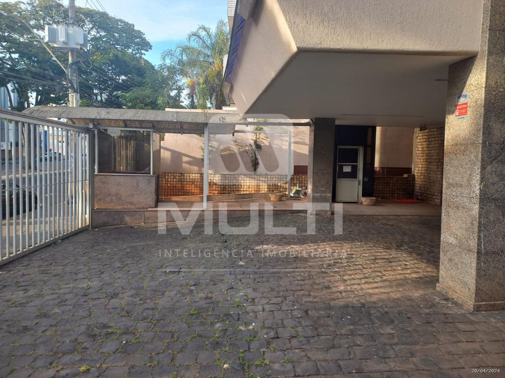 Casa à venda com 1 quarto, 500m² - Foto 3
