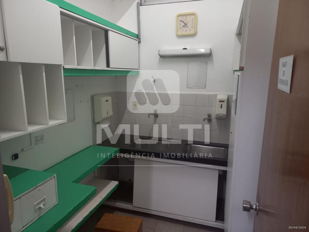 Casa à venda com 1 quarto, 500m² - Foto 20
