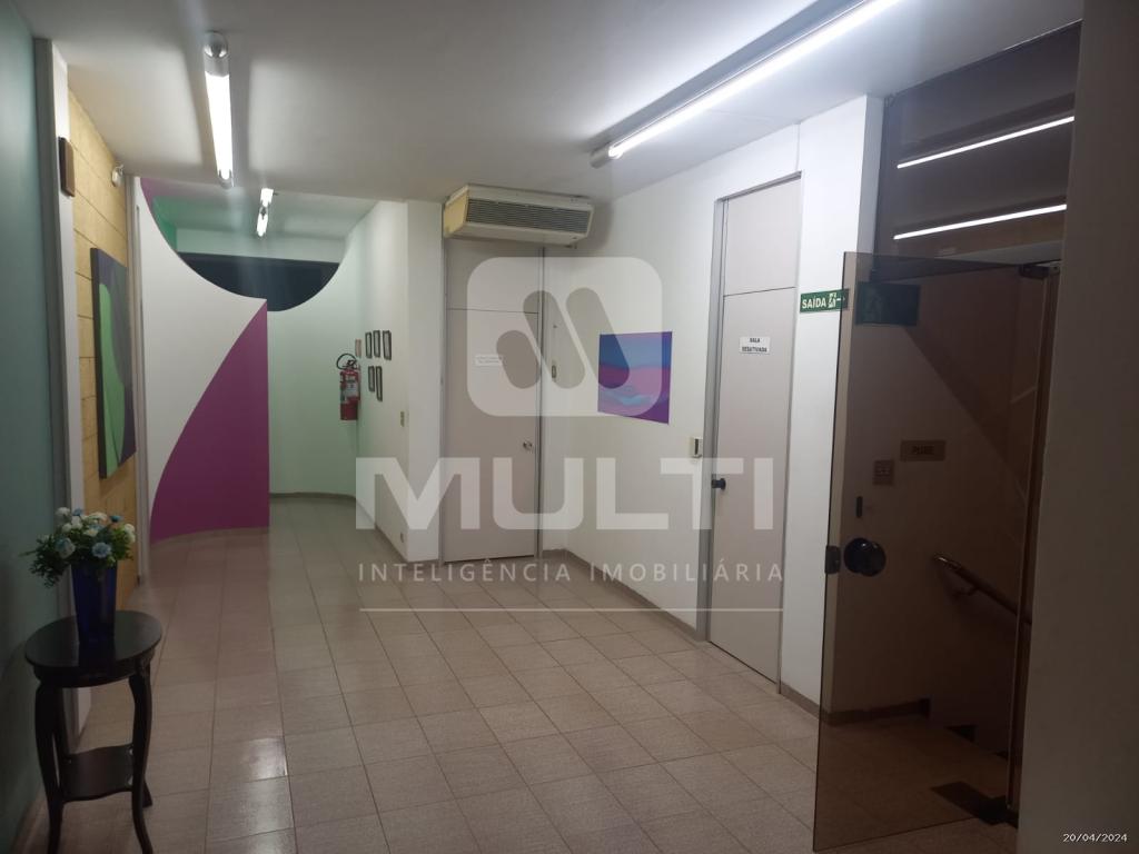 Casa à venda com 1 quarto, 500m² - Foto 25
