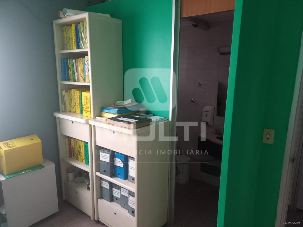 Casa à venda com 1 quarto, 500m² - Foto 36