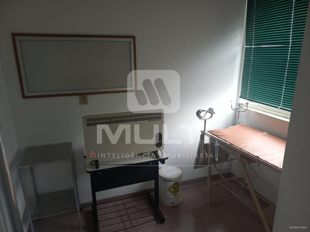 Casa à venda com 1 quarto, 500m² - Foto 40