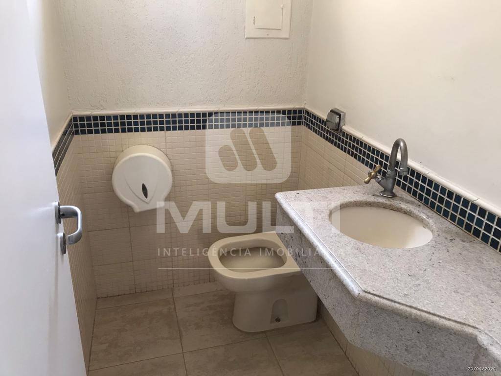 Prédio Inteiro à venda com 3 quartos, 253m² - Foto 9
