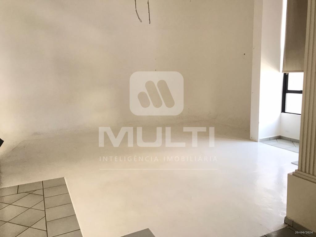 Prédio Inteiro à venda com 3 quartos, 253m² - Foto 11