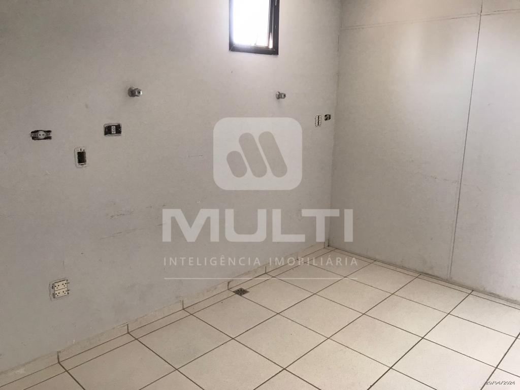 Prédio Inteiro à venda com 3 quartos, 253m² - Foto 17