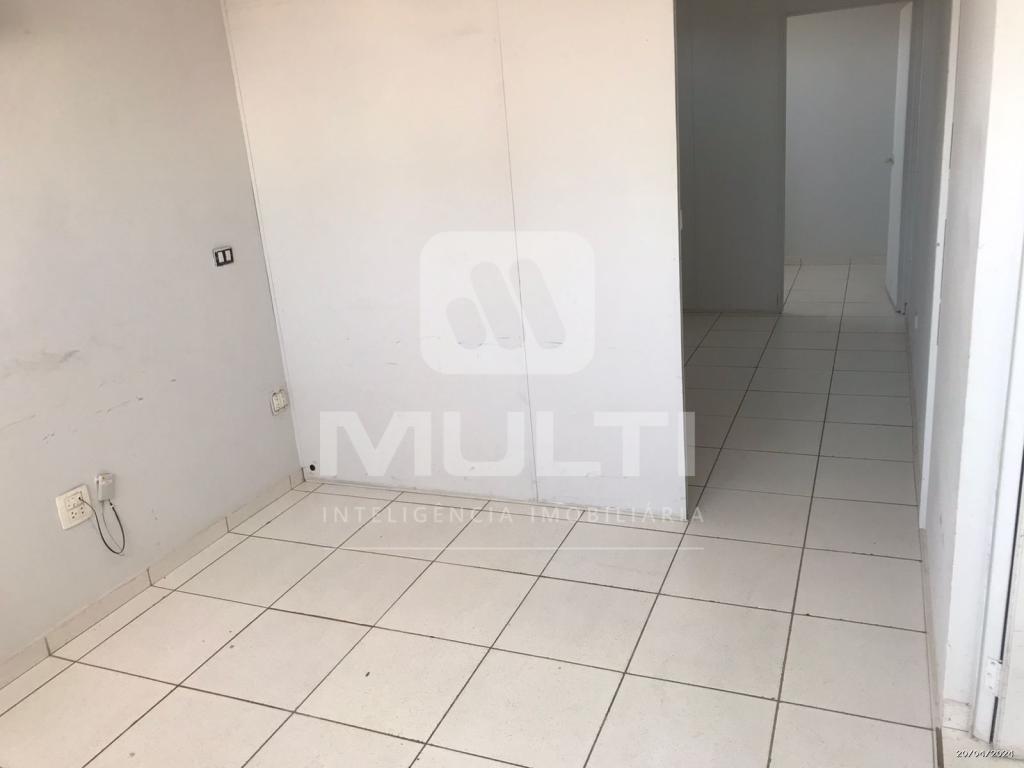 Prédio Inteiro à venda com 3 quartos, 253m² - Foto 18