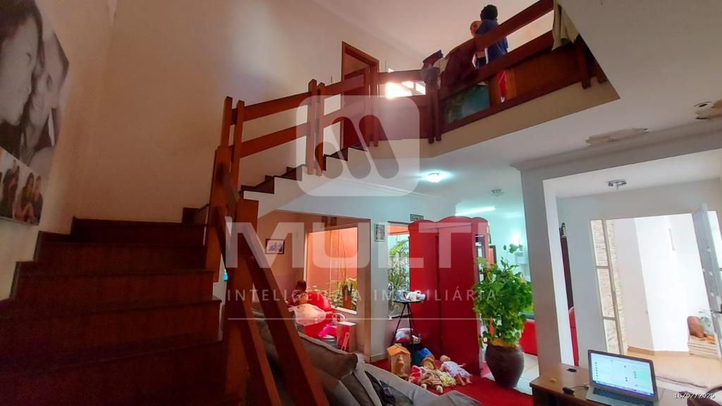 Prédio Inteiro à venda com 3 quartos, 253m² - Foto 26