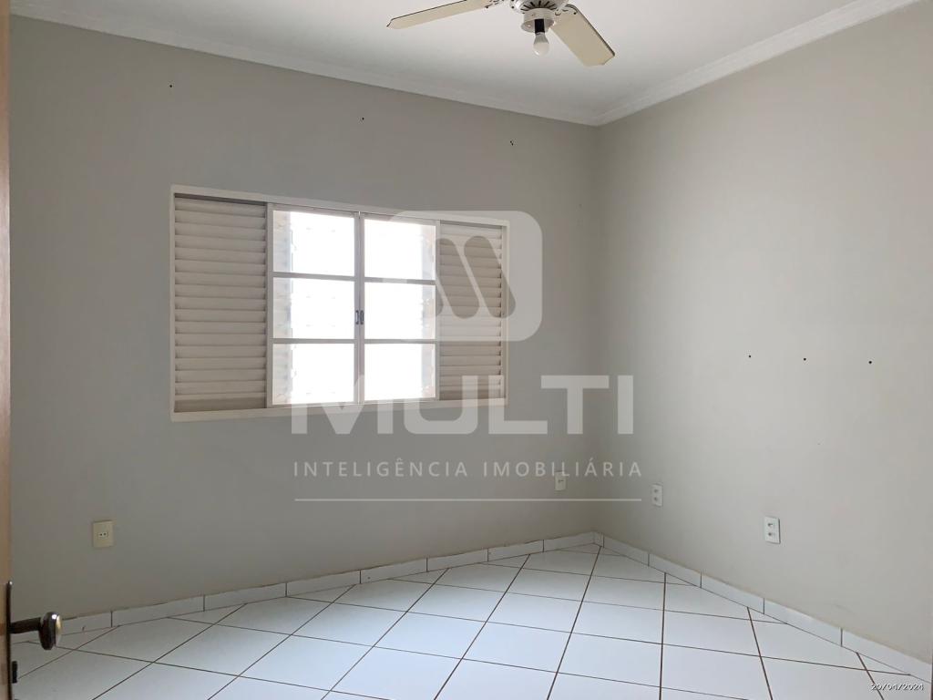 Casa, 4 quartos, 180 m² - Foto 1