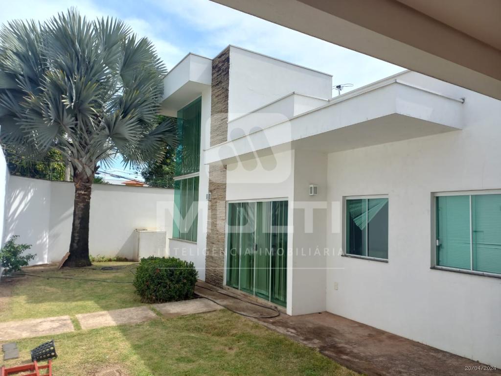 Casa, 3 quartos, 240 m² - Foto 1