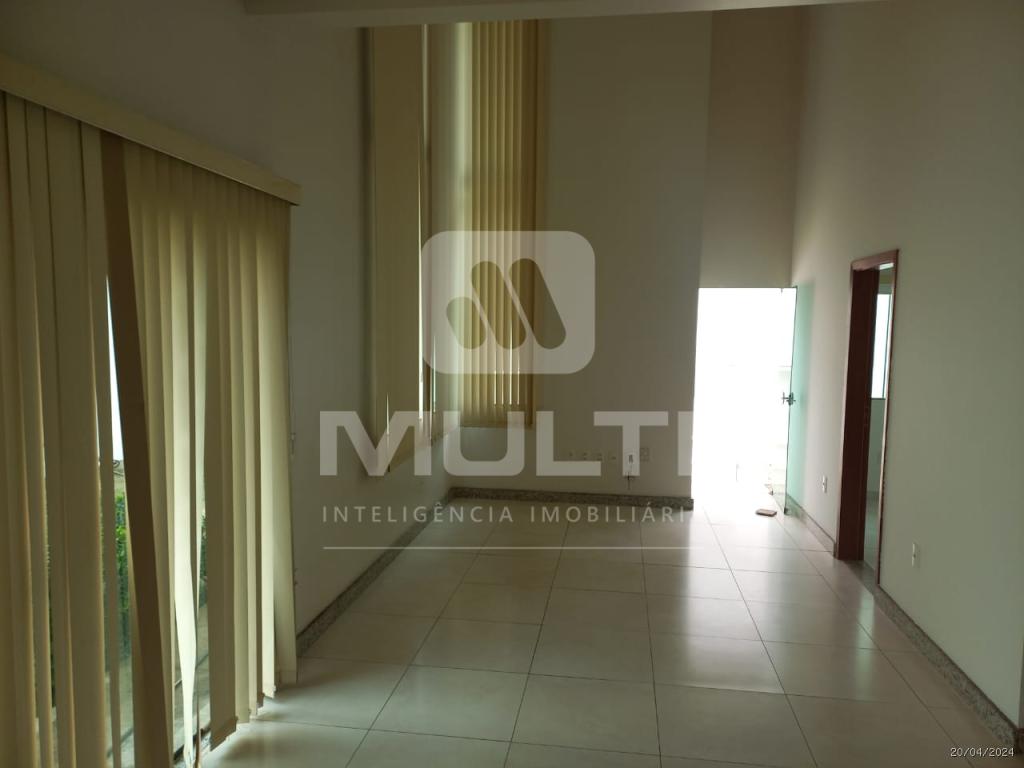 Casa, 3 quartos, 240 m² - Foto 3