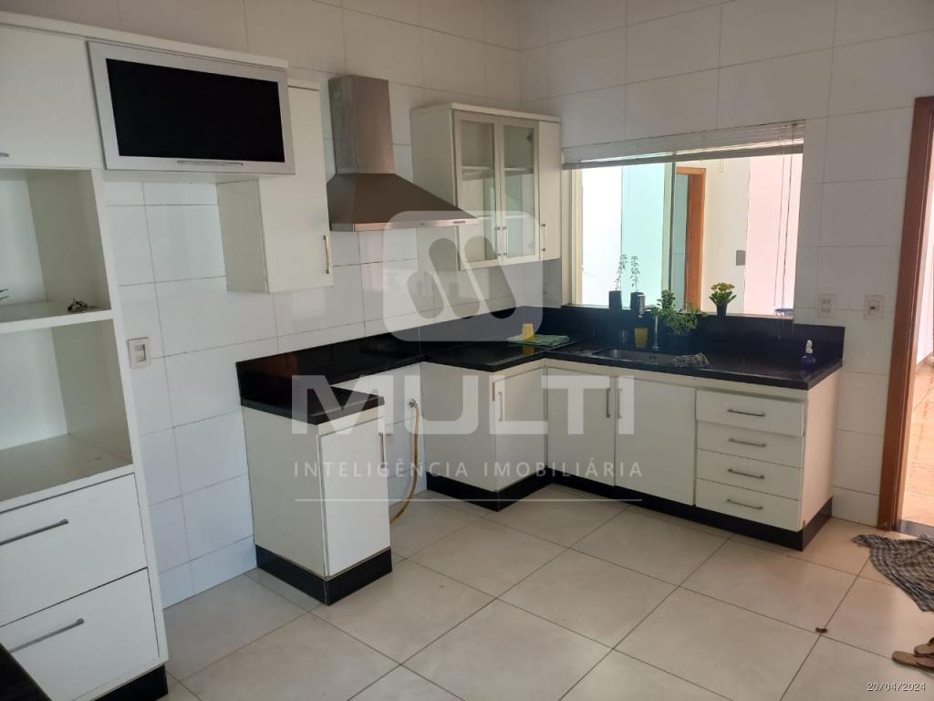 Casa, 3 quartos, 240 m² - Foto 20