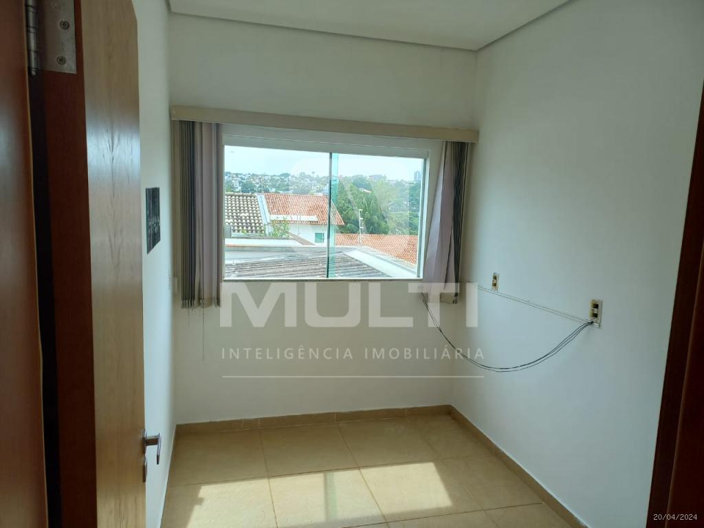 Casa, 3 quartos, 240 m² - Foto 23
